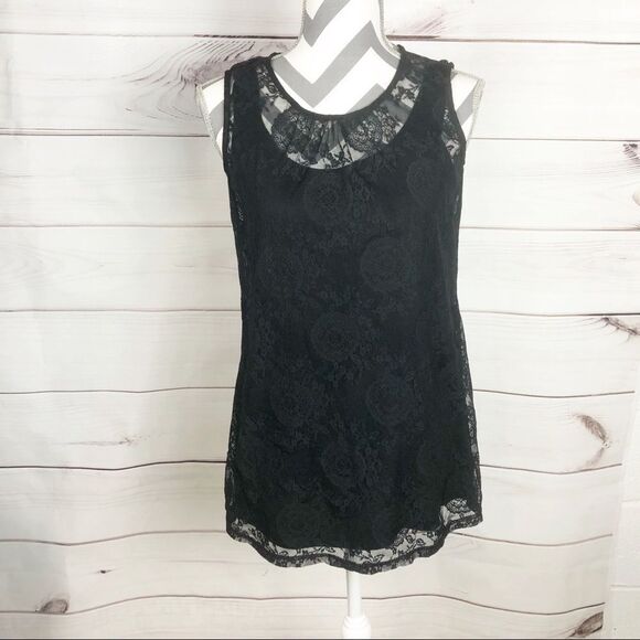 CAbi Black “Date Night Top” lace lined tunic size Extra Small - Picture 2 of 6